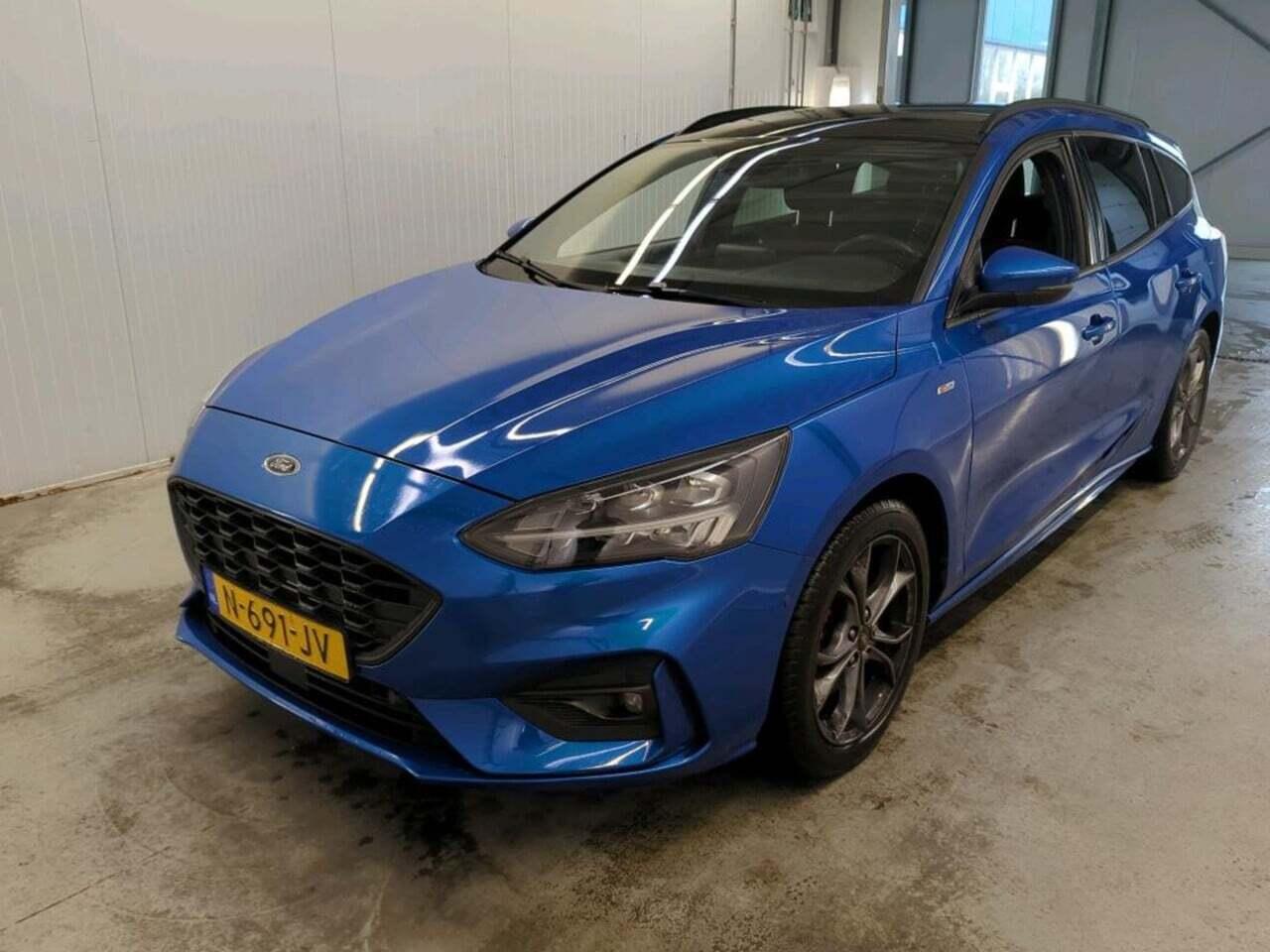 FORD Focus Wagon 1.0 EBH ST L. XBns