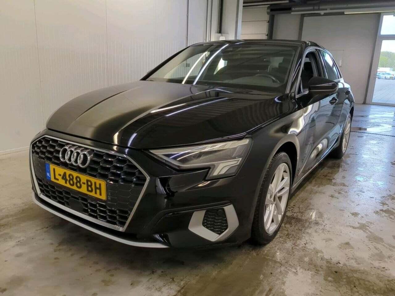 AUDI A3 Sportback 30 TFSI Bns edition