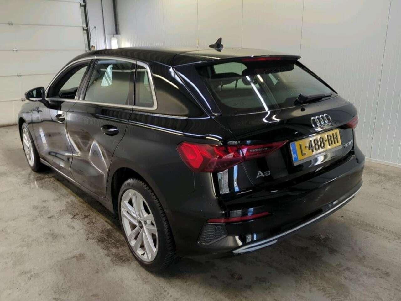 AUDI A3 Sportback 30 TFSI Bns edition photo