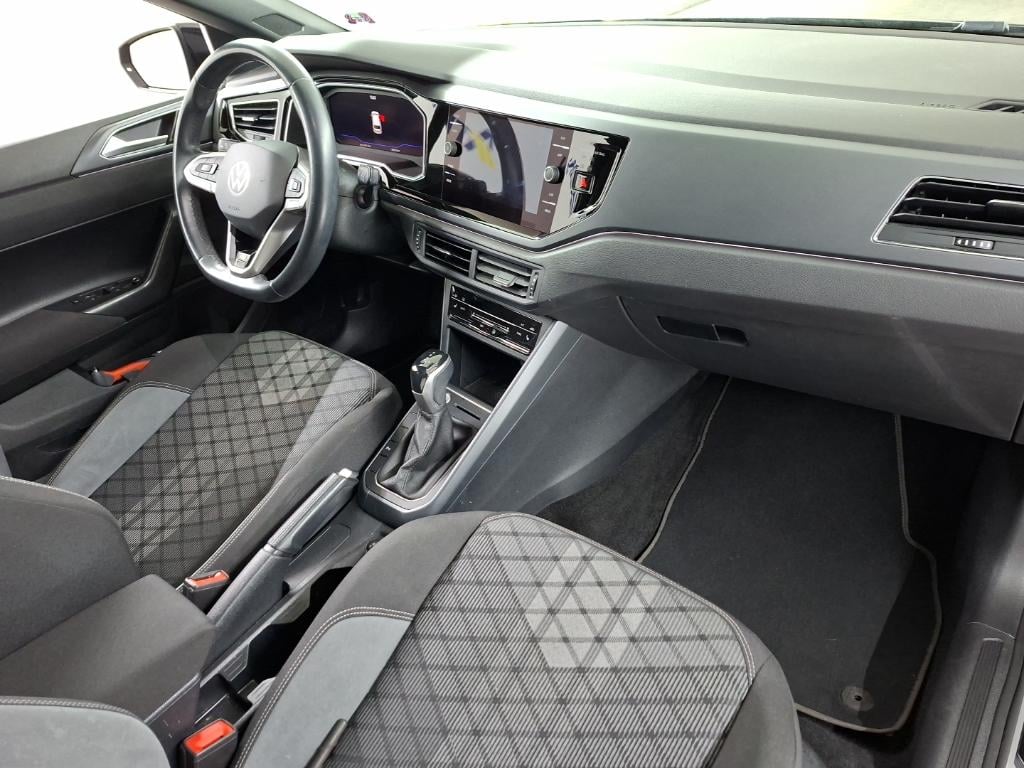 VOLKSWAGEN POLO 1.0 TSI 81kW 7-DSG R-Line 5D photo