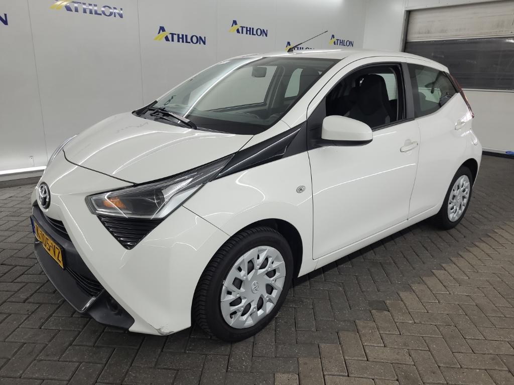 TOYOTA Aygo 1.0 VVT-i x-play 5D 53kW