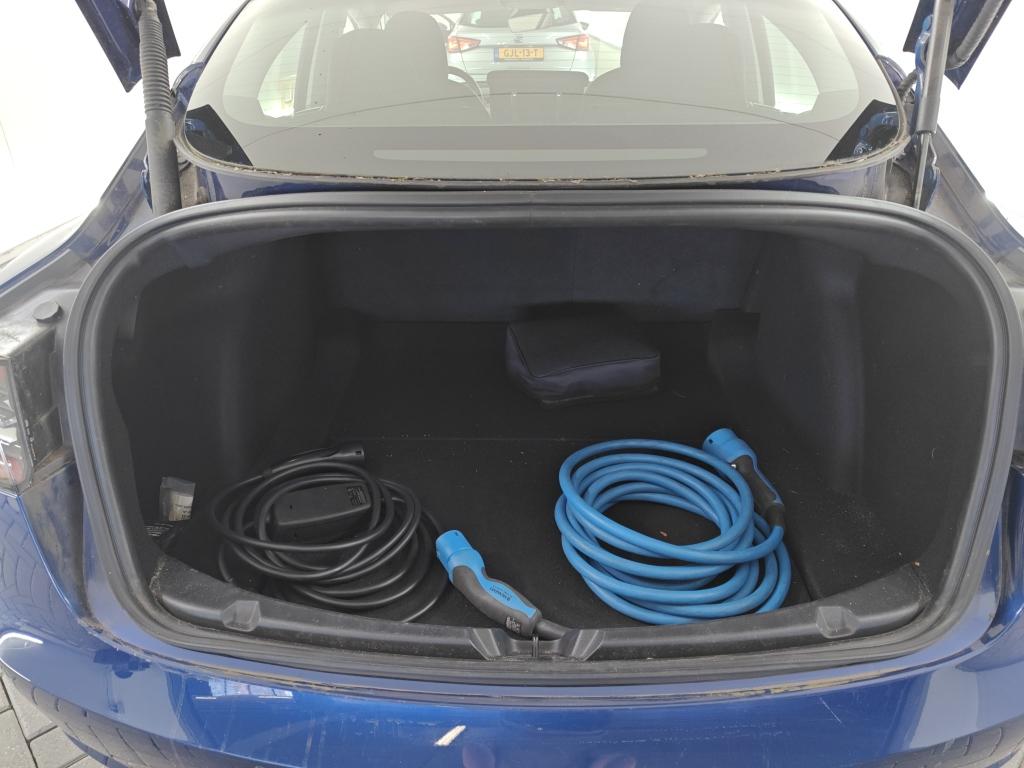 Tesla Model 3 Standard Range Plus RWD 4D 225kW photo