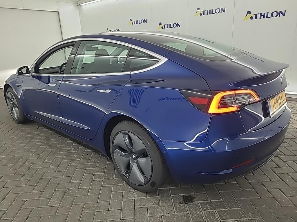 Tesla Model 3 Long Range Dual Motor AWD 4D 350kW photo
