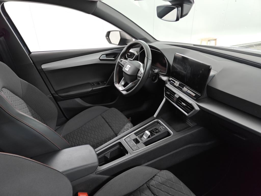 SEAT LEON 1.5 eTSI FR Launch Edition DSG 5D 110kW photo