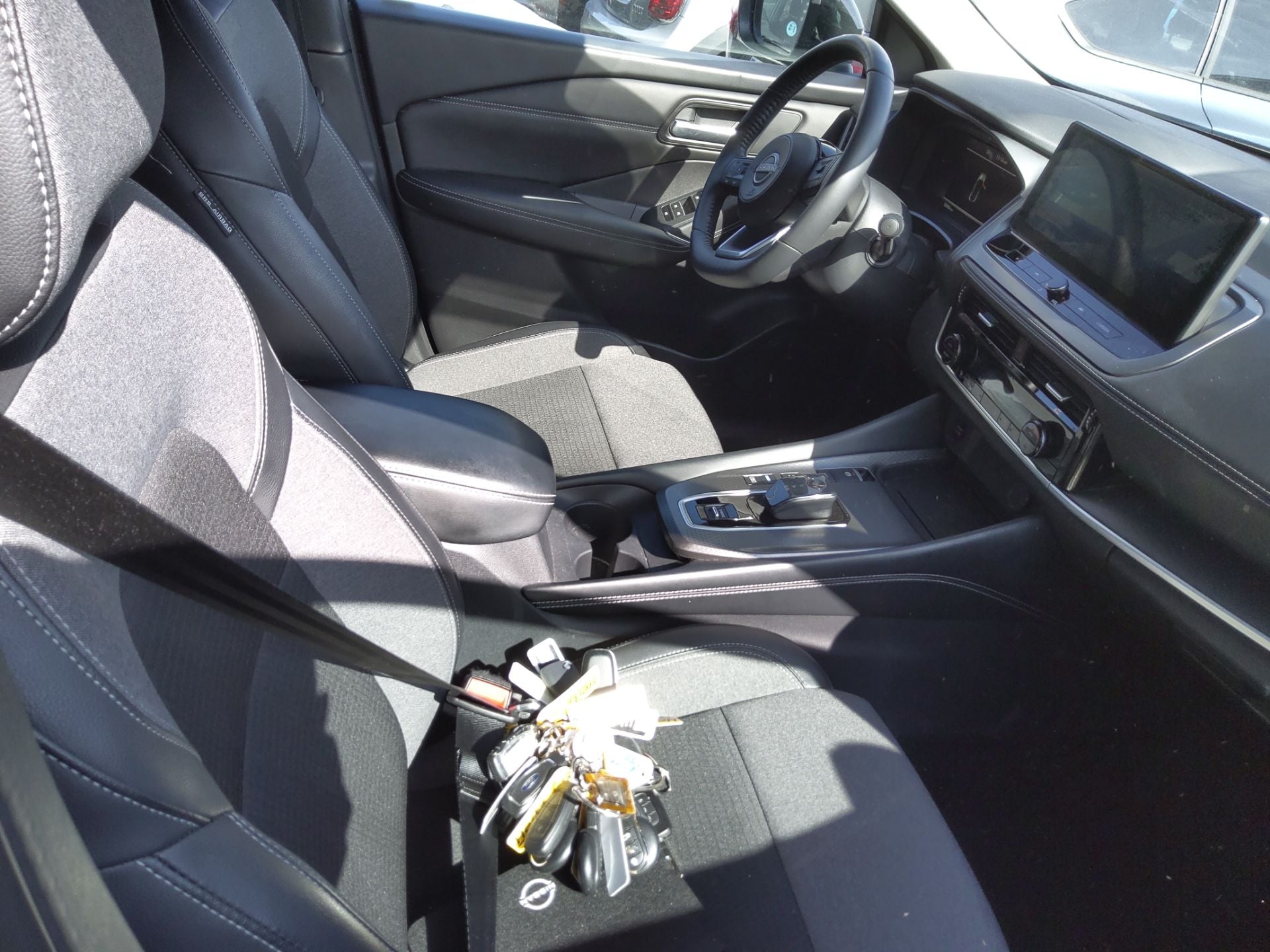 NISSAN Qashqai E POWER 140 KW 190 CV Auto 4x2 N-Connecta photo