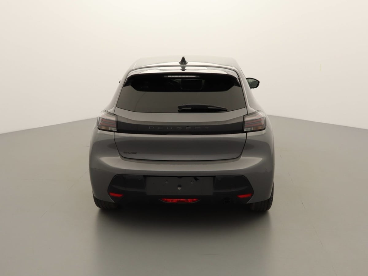 Peugeot 208 Allure 1.2 Gasoline 102hp photo