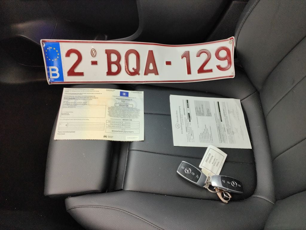 Mercedes-Benz B-Klasse B 180 d Business Solution Aut. 5d photo