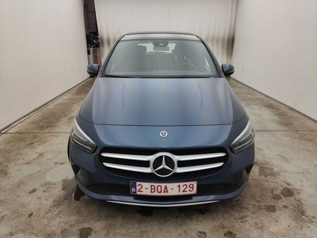 Mercedes-Benz B-Klasse B 180 d Business Solution Aut. 5d photo
