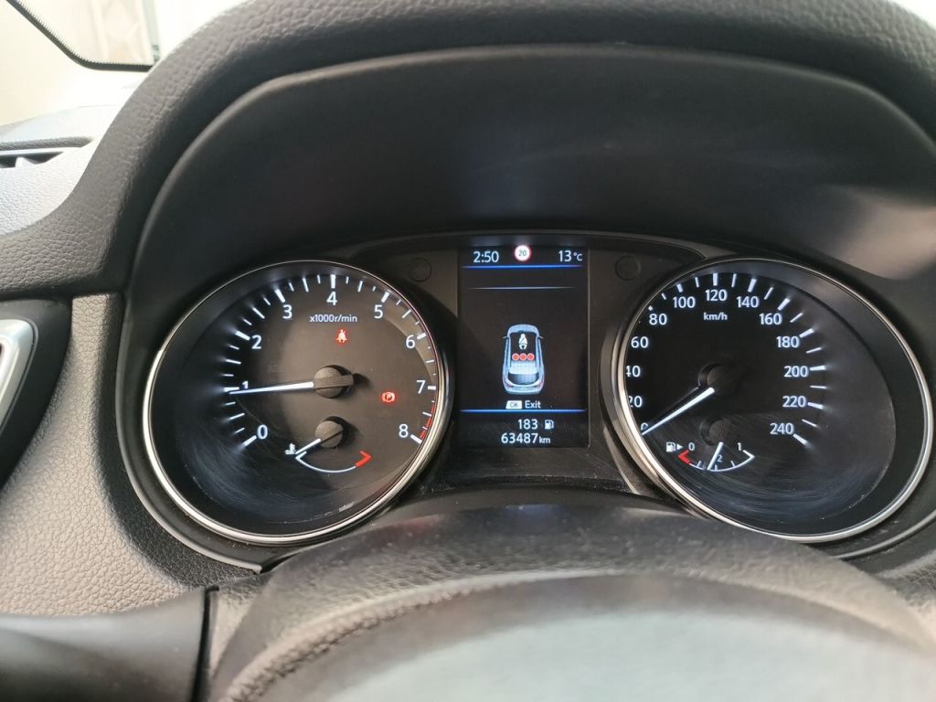 Nissan Qashqai DIG-T 140 EVAPO N-Connecta 5d photo