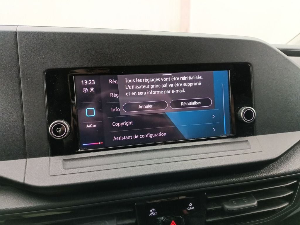 VOLKSWAGEN CADDY VAN DIESEL - 2021 2.0 TDi 102 5d photo