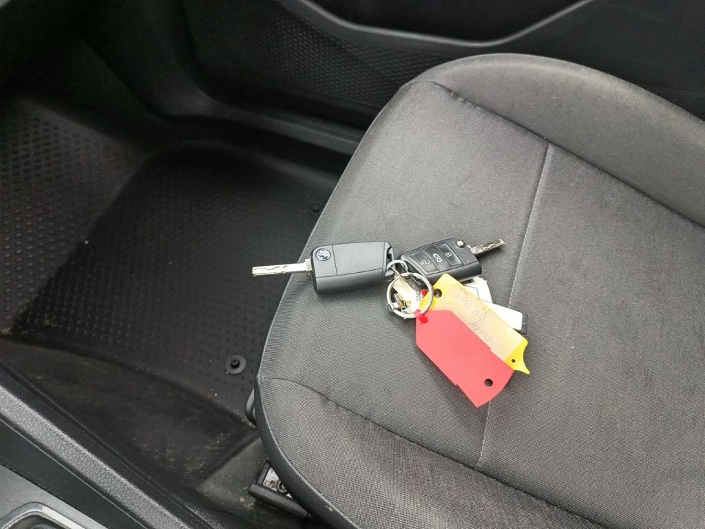 VOLKSWAGEN CADDY VAN DIESEL - 2021 2.0 TDi 102 5d photo