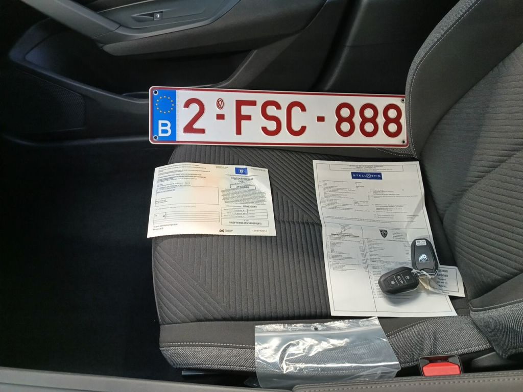 Peugeot 308 SW 1.2 PureTech 130 S&S Active Pack 5d photo