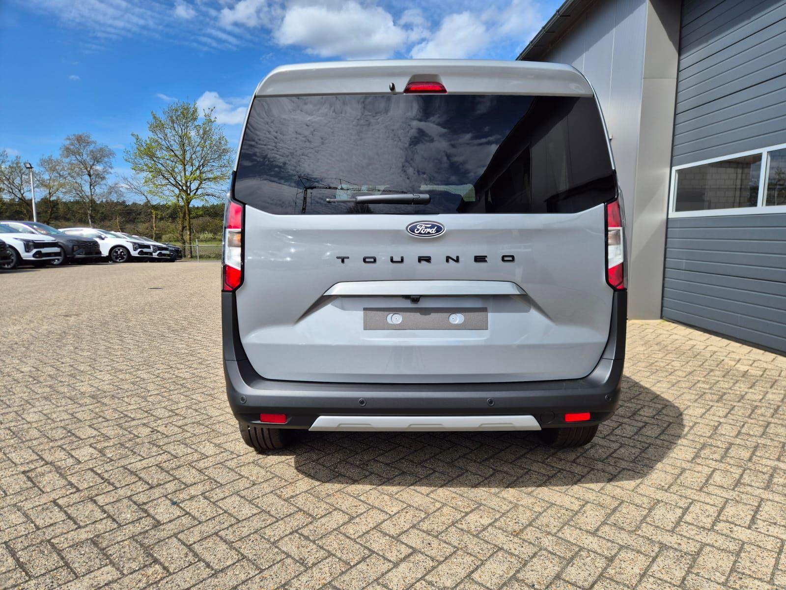 Ford Tourneo 1.0 Gasoline 125hp photo