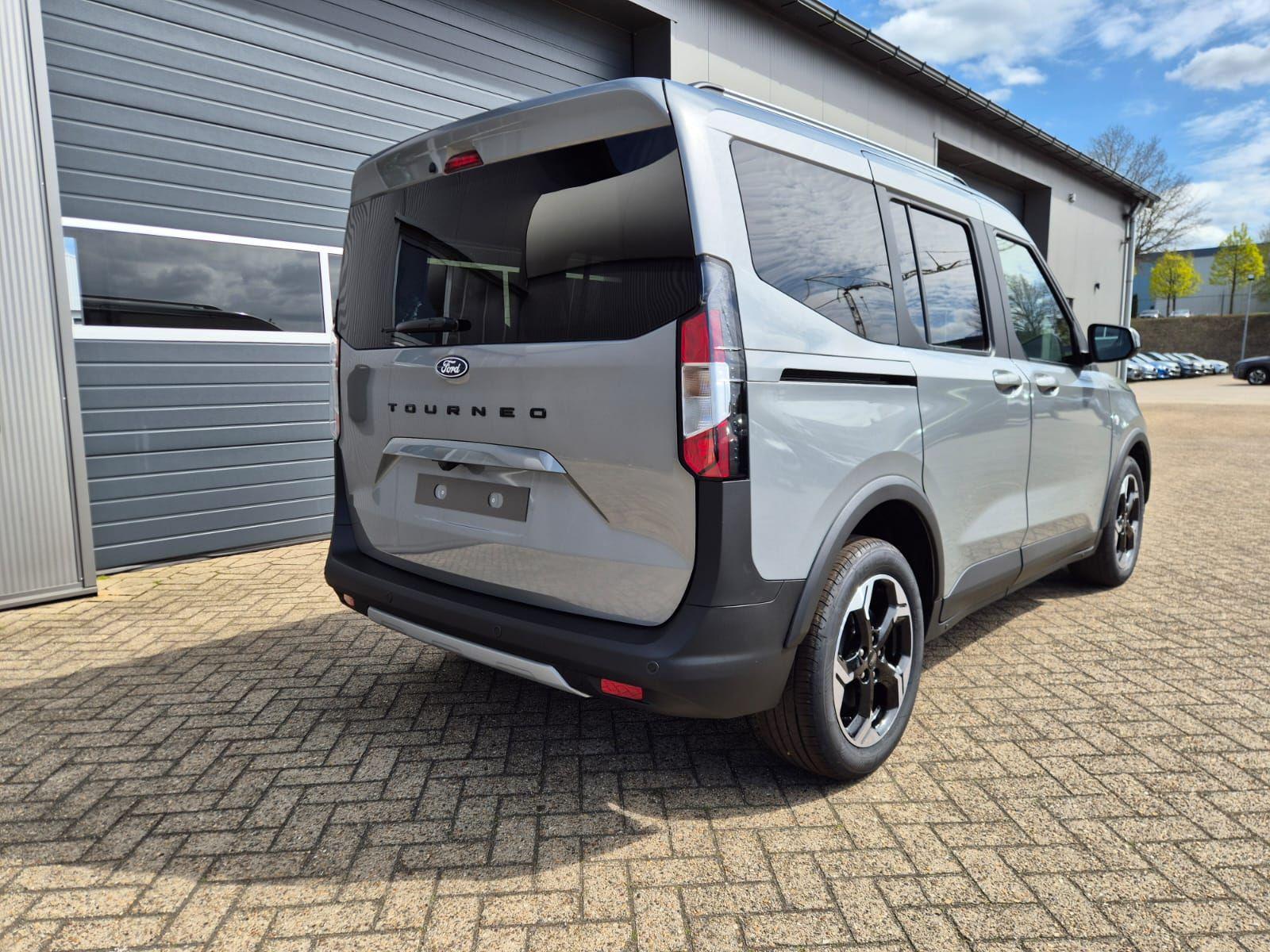 Ford Tourneo 1.0 Gasoline 125hp photo