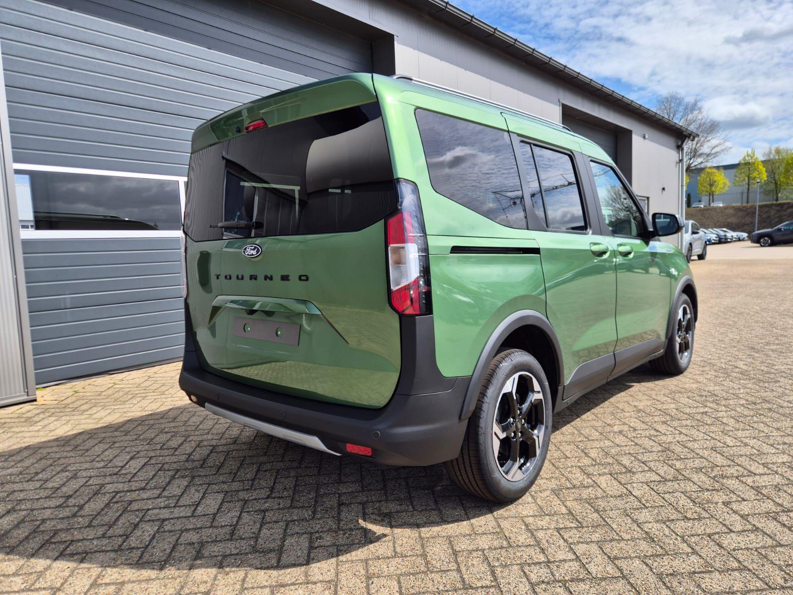 Ford Tourneo Active 1.0 Gasoline 125hp photo