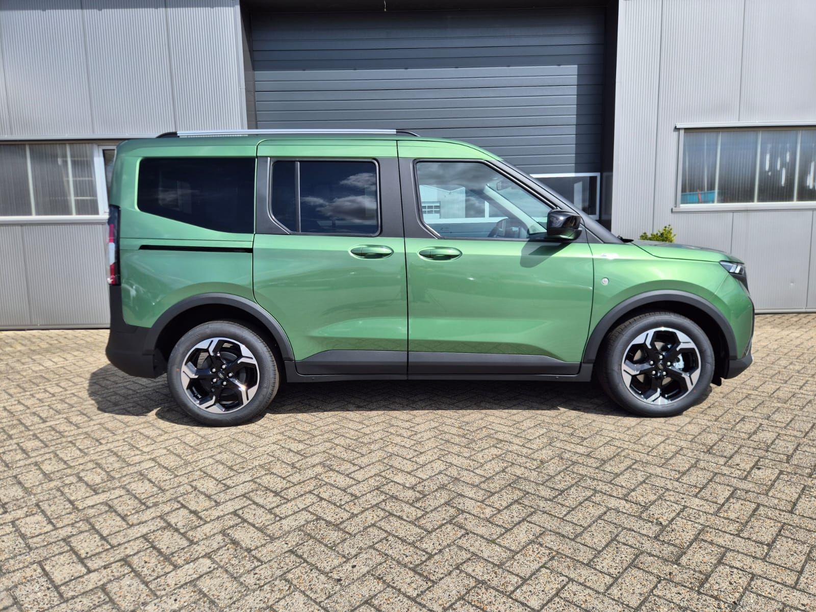 Ford Tourneo Active 1.0 Gasoline 125hp photo