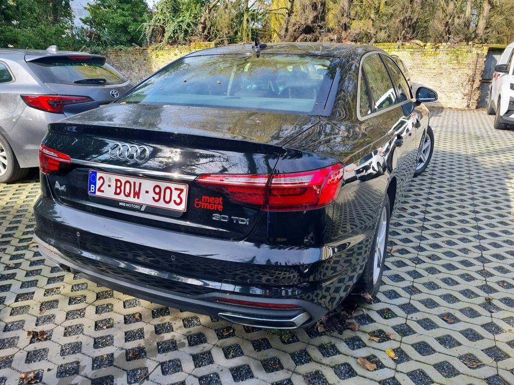 AUDI A4 2.0 30 TDI 100KW S TR ATTRACTION BE photo