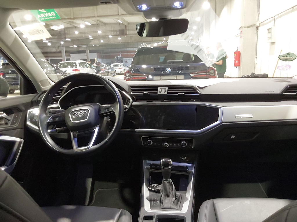 AUDI Q3 1.4 45 TFSI E S TRONIC photo