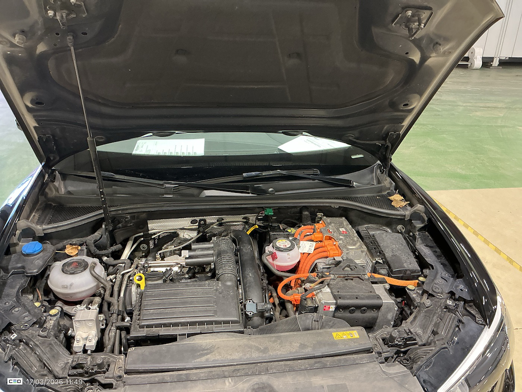 AUDI Q3 1.4 45 TFSI E S TRONIC photo