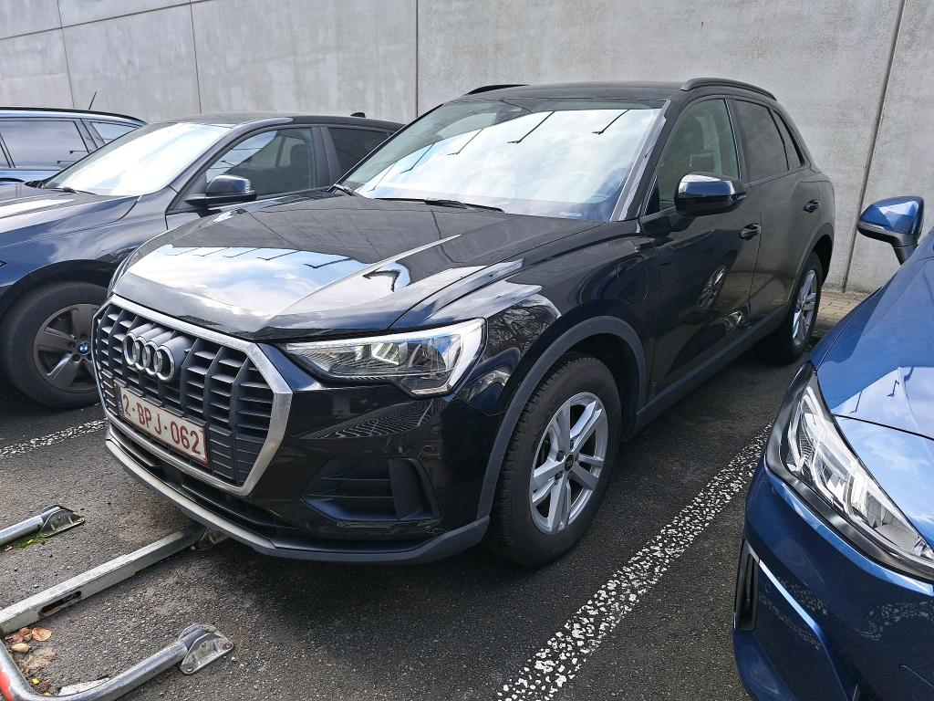 AUDI Q3 1.4 45 TFSI E S TRONIC