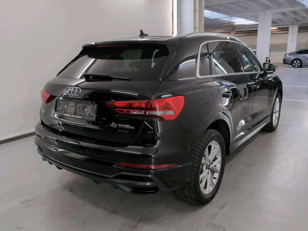 AUDI Q3 1.4 45 TFSI E S TRONIC S LINE photo