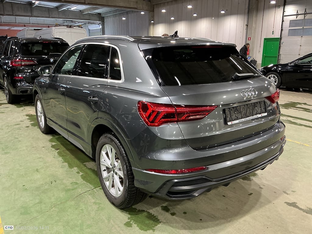 AUDI Q3 1.4 45 TFSI E S TRONIC S LINE photo