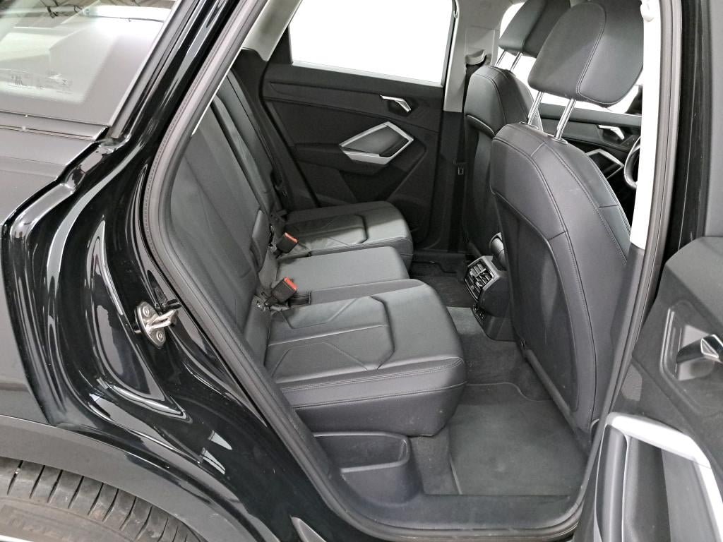 AUDI Q3 2.0 35 TDI S TRONIC S LINE BUSINESS EDIT photo