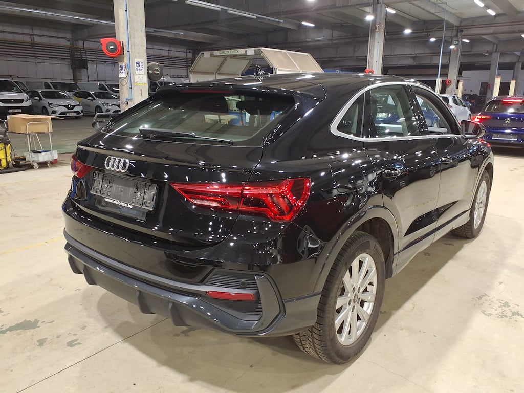 AUDI Q3 Sportback 1.4 45 TFSI E S TRONIC photo