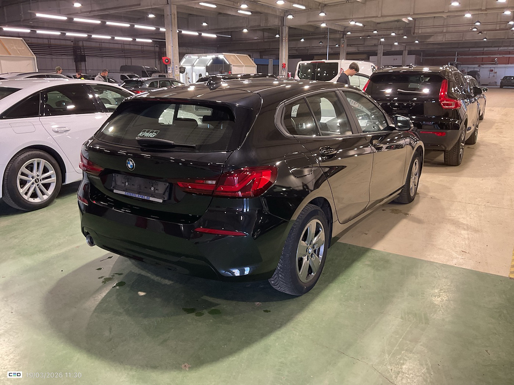 BMW 1 SERIES HATCH 1.5 116D (85KW) photo