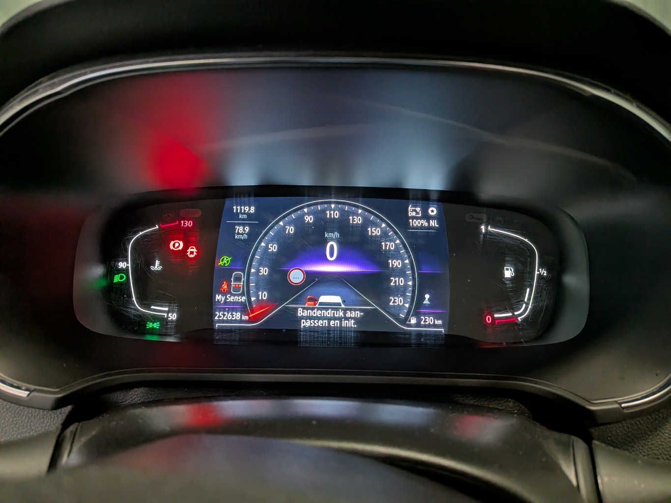 RENAULT MEGANE ESTATE 1.3 TCe Intens photo