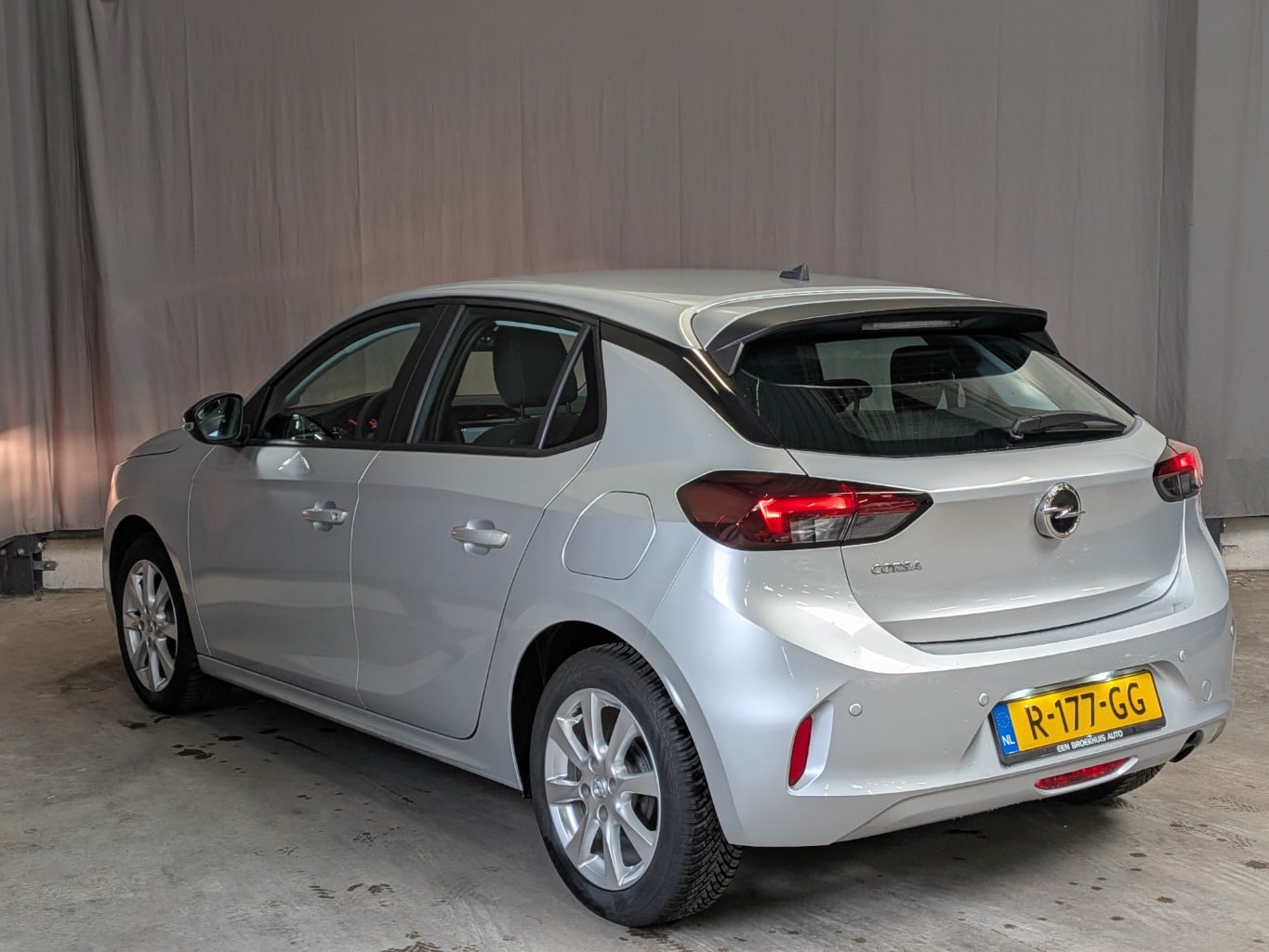 OPEL CORSA 1.2 Edition photo