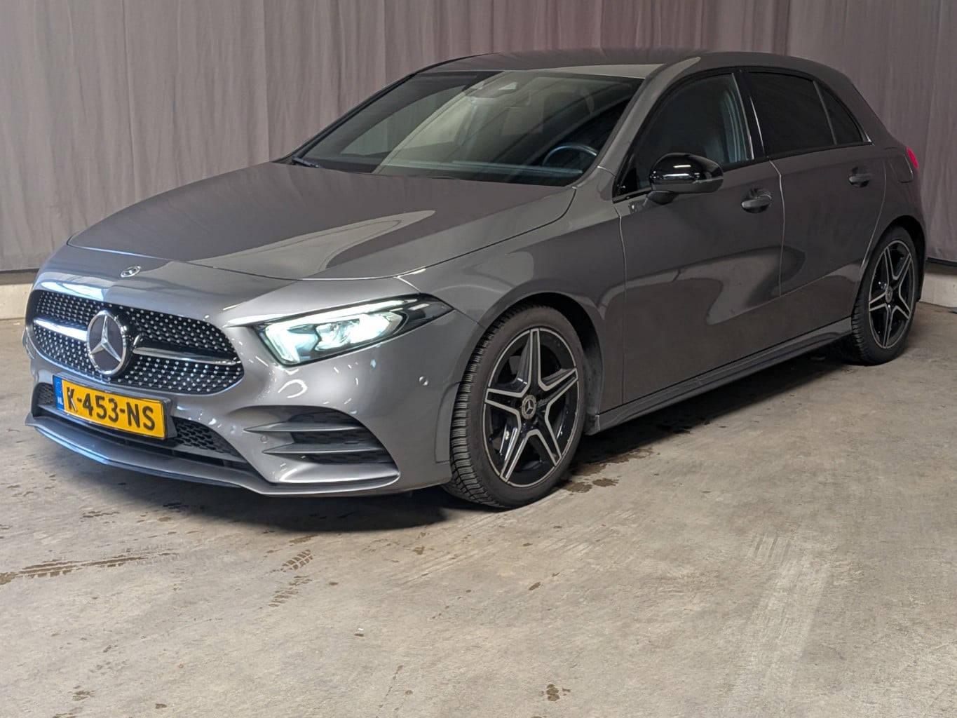 MERCEDES-BENZ A-KLASSE 180 Bns Solution AMG