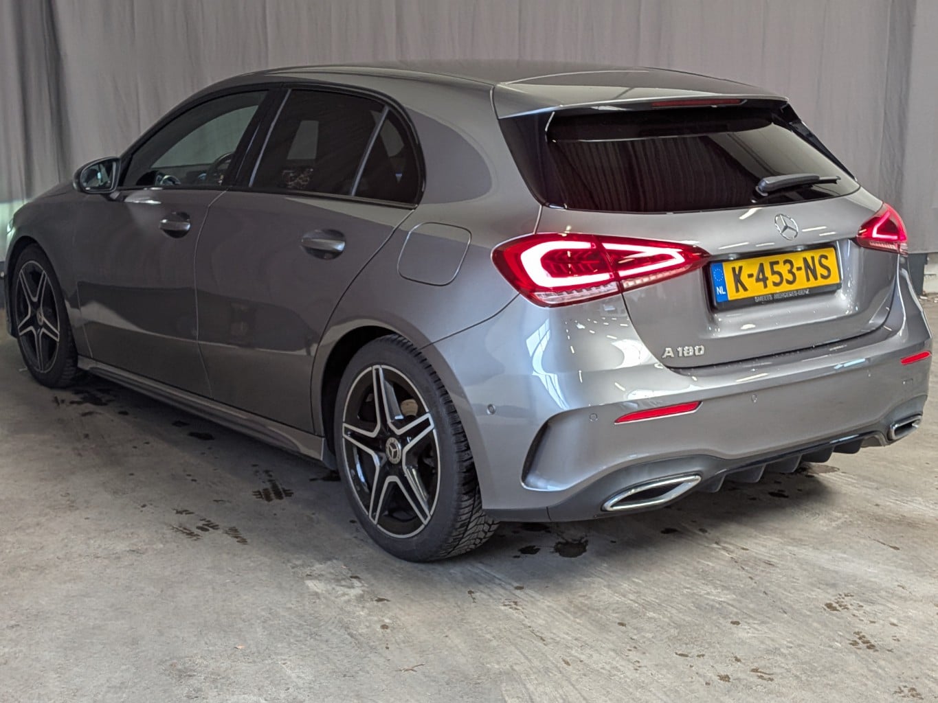 MERCEDES-BENZ A-KLASSE 180 Bns Solution AMG photo