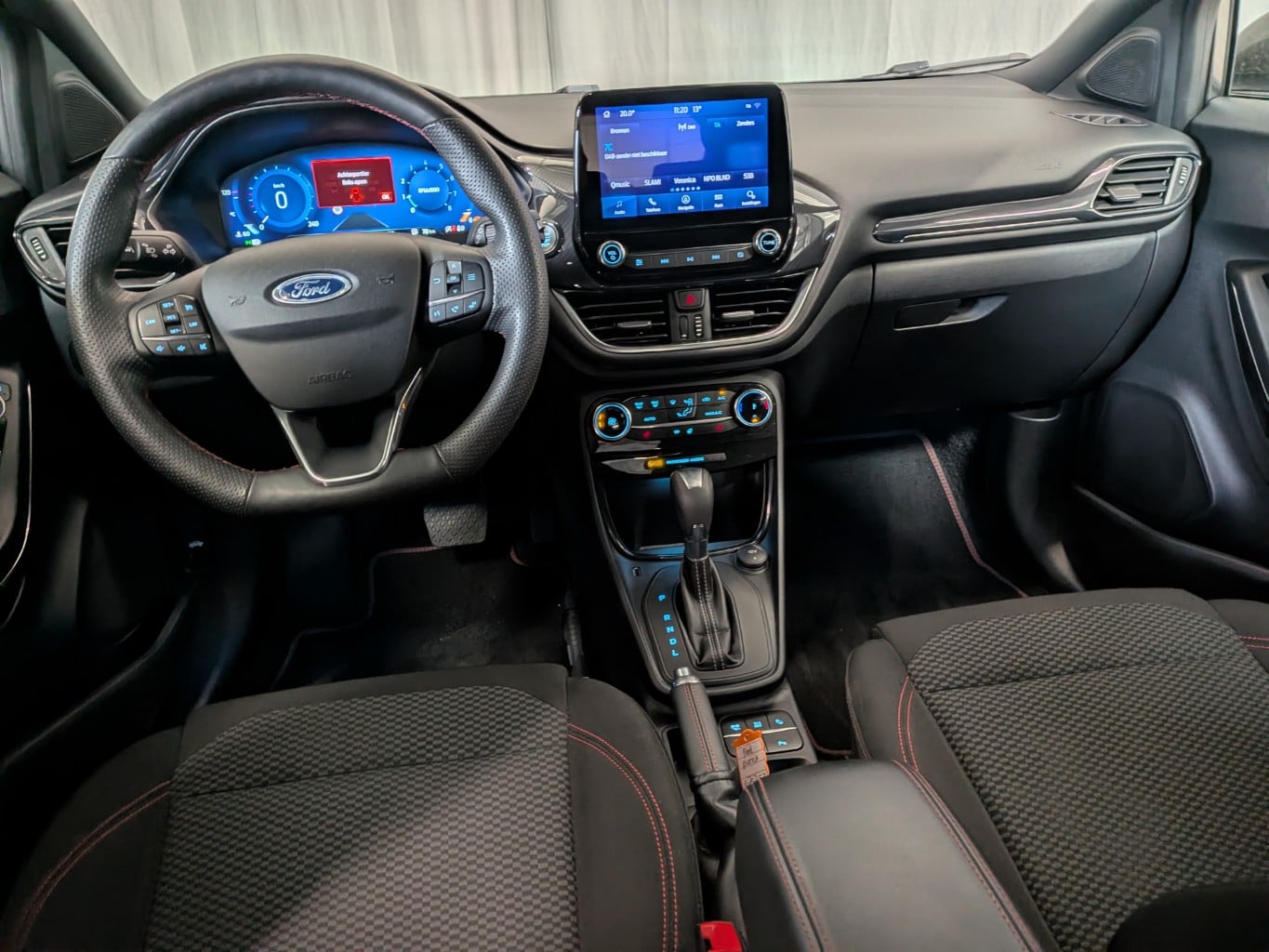 FORD PUMA 1.0 EB Hyb. ST-Line photo