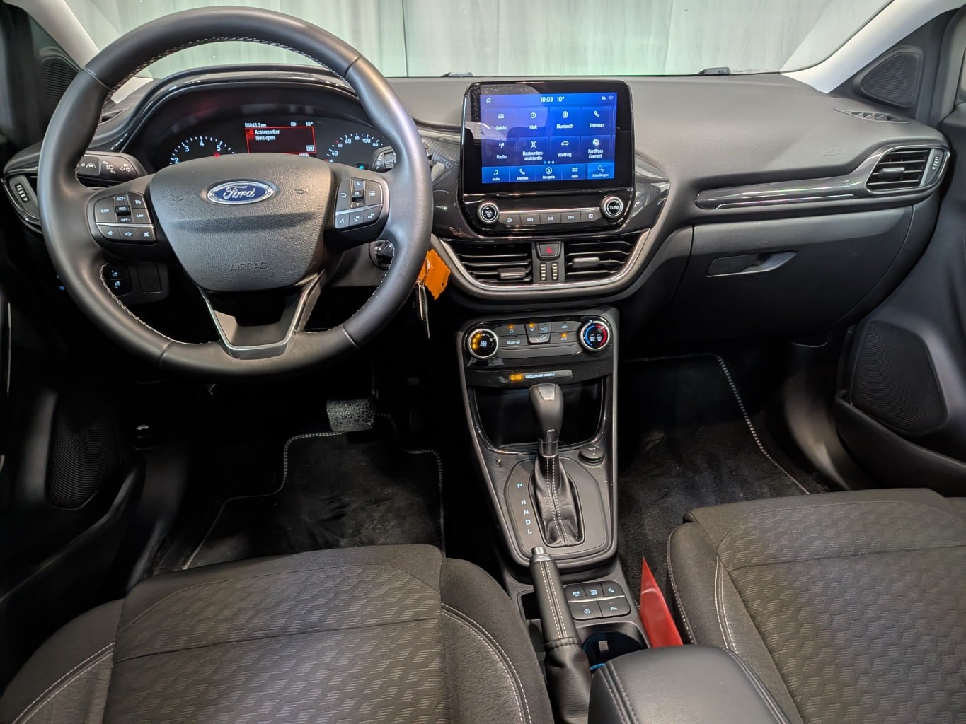 FORD PUMA 1.0 EB Hyb. Titanium photo