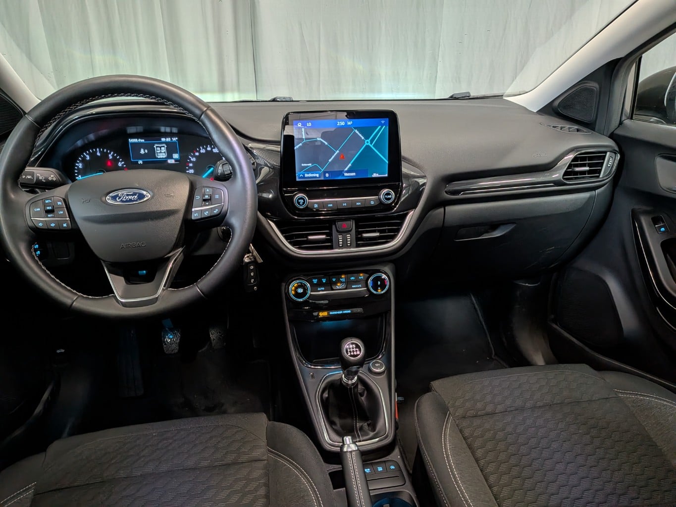 FORD PUMA 1.0 EB Hyb. Titanium photo