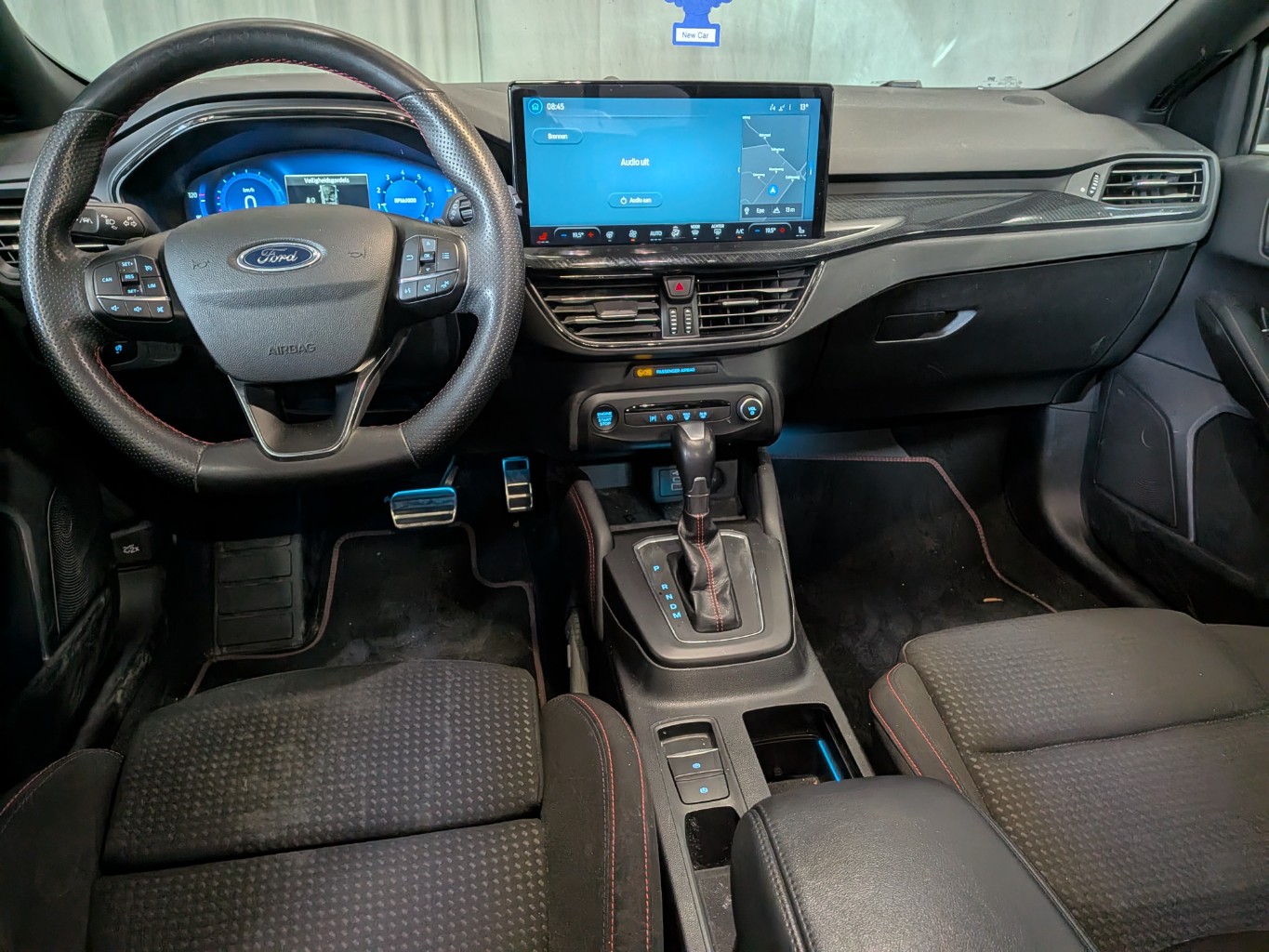 FORD FOCUS 1.0 EBH ST Line X photo