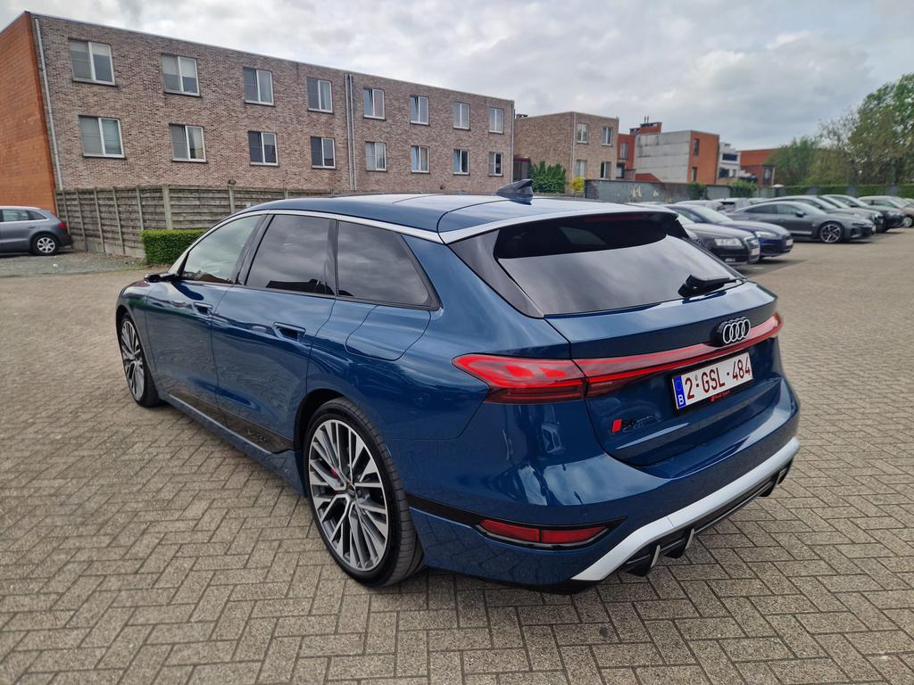 AUDI S6 Avant e-tron Audi S6 Avant  e-tron  370,00 kW photo