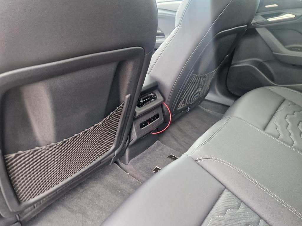 AUDI S6 Avant e-tron Audi S6 Avant  e-tron  370,00 kW photo