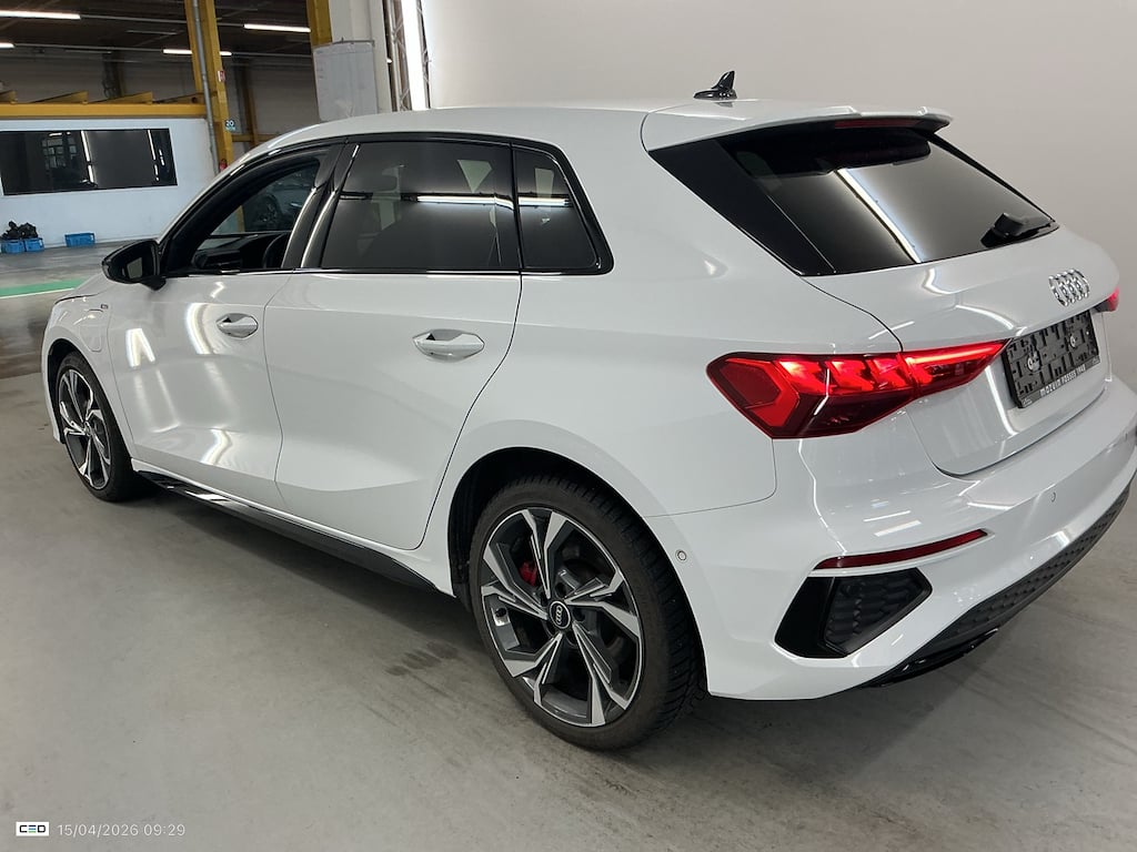 AUDI A3 SPORTBACK 1.4 45 TFSI E S TR. COMPETITION SPORTB. photo