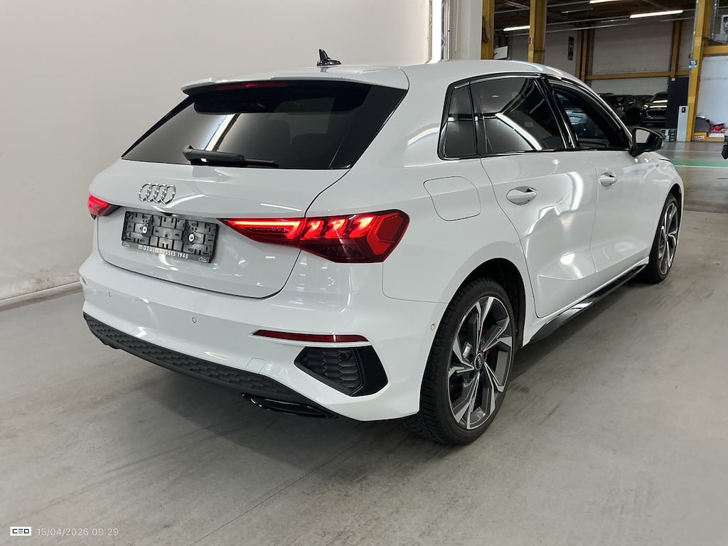 AUDI A3 SPORTBACK 1.4 45 TFSI E S TR. COMPETITION SPORTB. photo