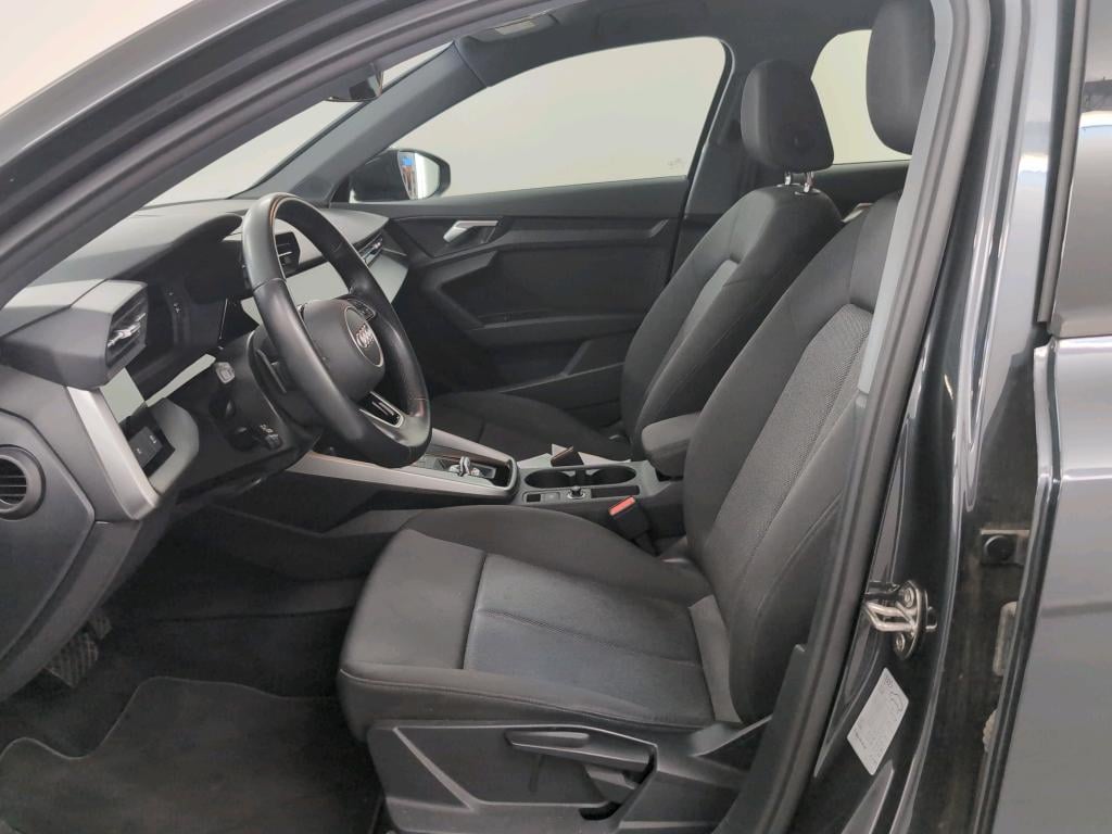 AUDI A3 BERLINE 1.0 TFSI 30 81KW S TRONIC ATTRACTION B.E photo