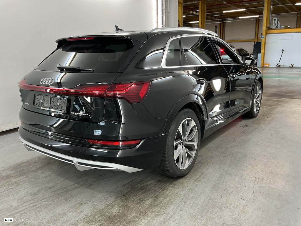 AUDI E-TRON 95 kWh 55 Quattro S line photo