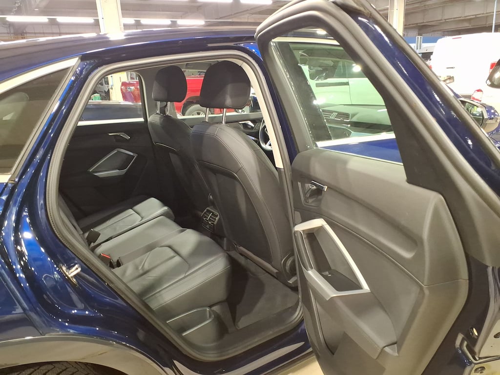 AUDI Q3 Sportback 1.4 45 TFSI E S TRONIC photo