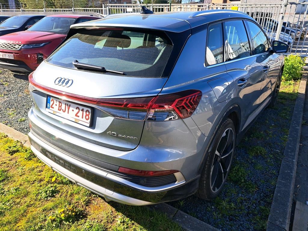 AUDI Q4 E-TRON BEV 82KWH 40 S LINE AUTO photo
