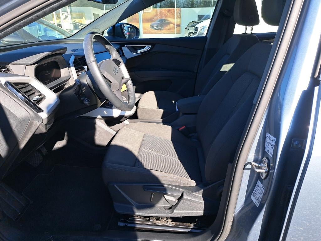 AUDI Q4 E-TRON BEV 82KWH 40 S LINE AUTO photo