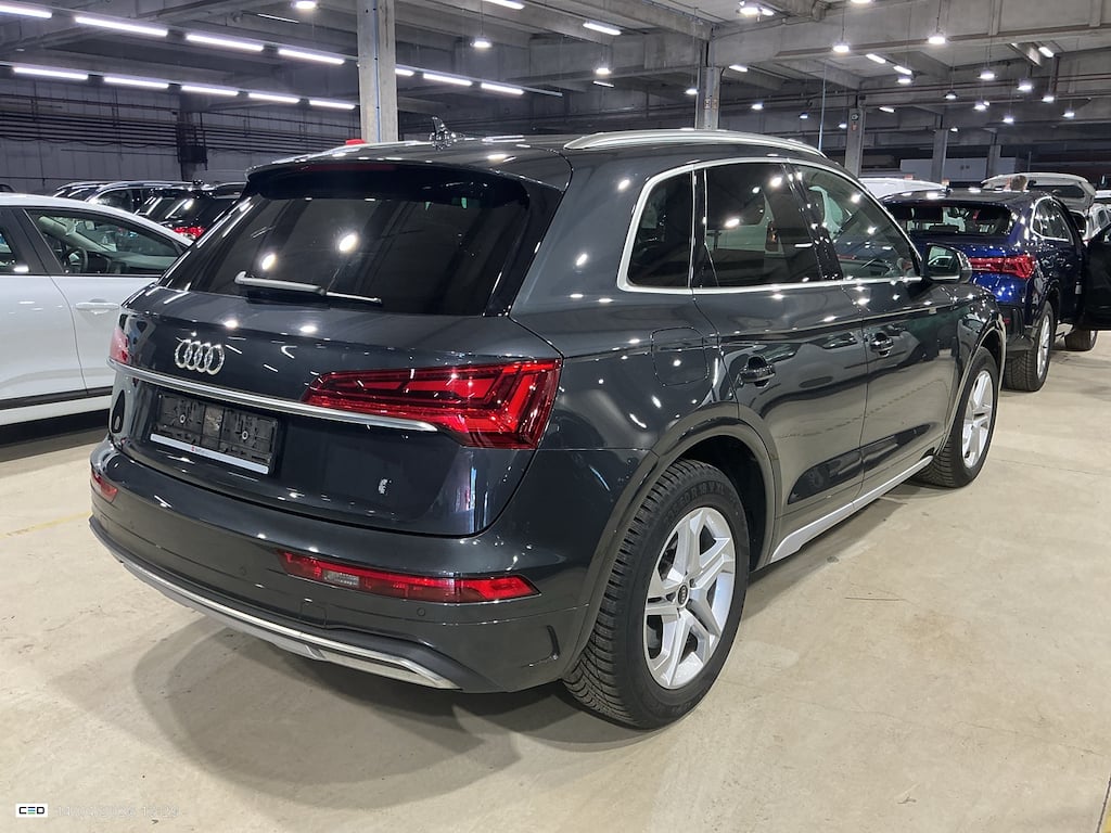 AUDI Q5 2.0 30 TDI S TRONIC B. ED. ADVANCED photo