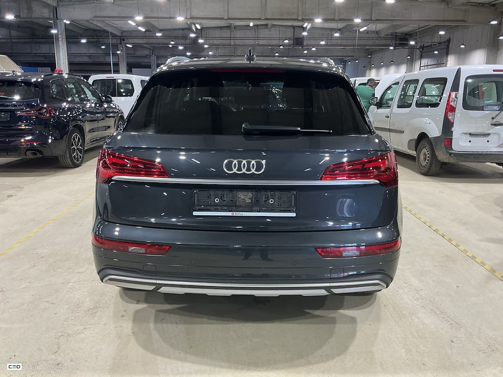 AUDI Q5 2.0 30 TDI S TRONIC B. ED. ADVANCED photo