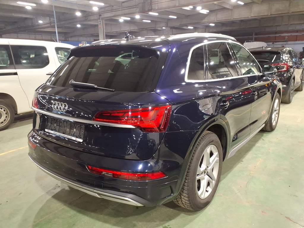 AUDI Q5 2.0 30 TDI S TRONIC B. ED. ADVANCED photo