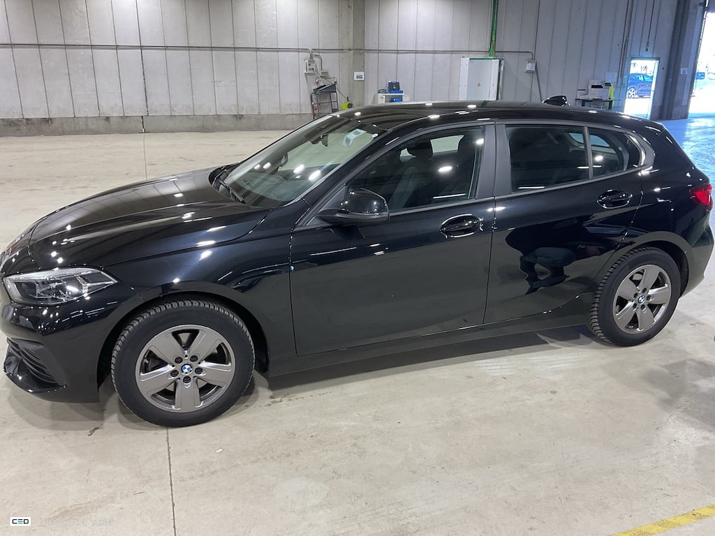 BMW 1 SERIES HATCH 1.5 116D (85KW) photo